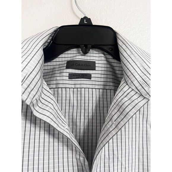 Calvin Klein long sleeve button down men shirt size small - Picture 2 of 3